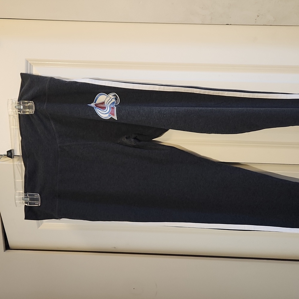 Colorado Avalanche Striped Leggings